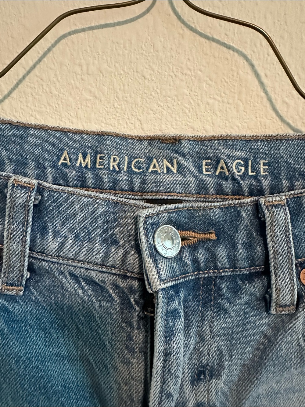 American Eagle 90s Bootcut
Denim Blue Jeans Split Hem - Picture 4 of 7